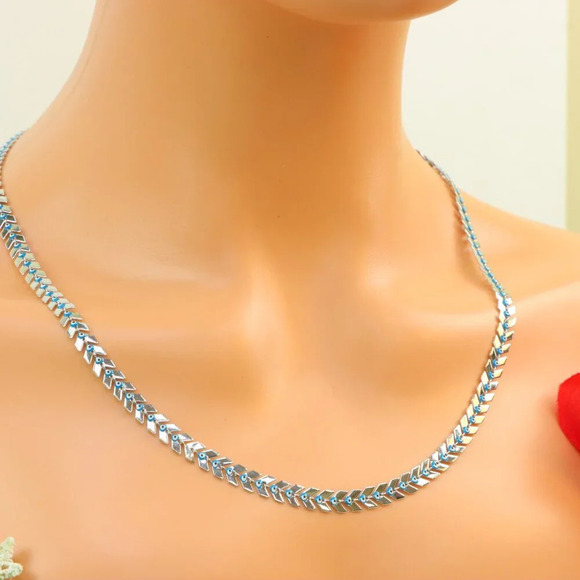 "New Beautiful Design Necklace Chain for Women/Girls, Gift, N651 - Picture 7 of 15